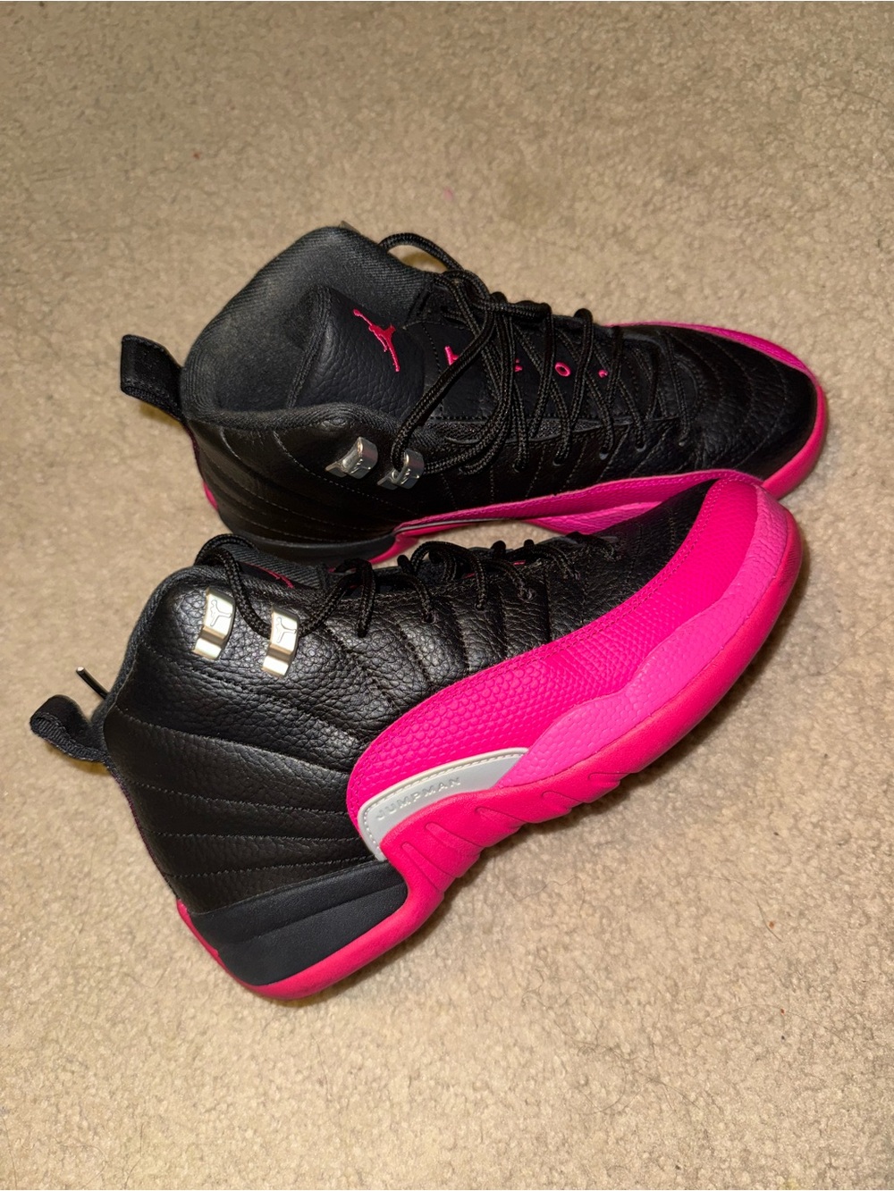 Jordan 12 Retro ‘Black Deadly Pink’ (GradeSchool)
